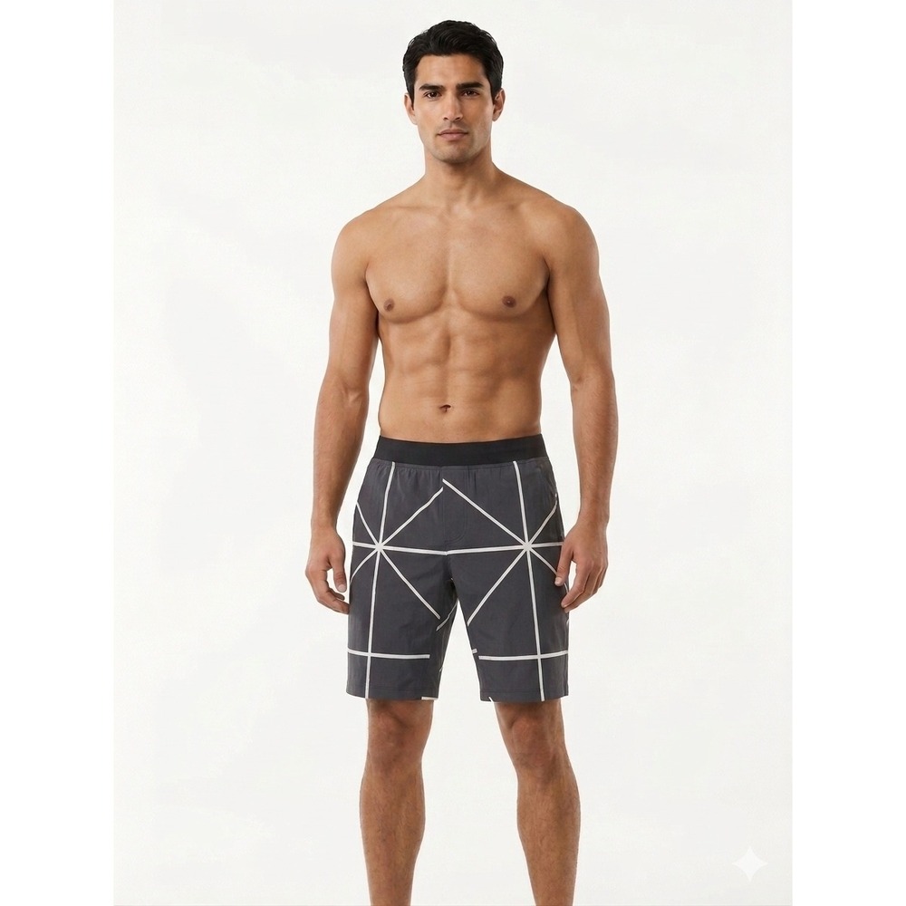 Lululemon Mens Pace Breaker Lined Shorts 9 Black White Geometric Grid Size L